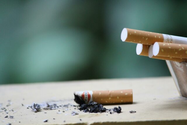 smoking and oral cancer risk 2025
